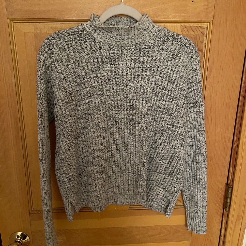 BDG sweater